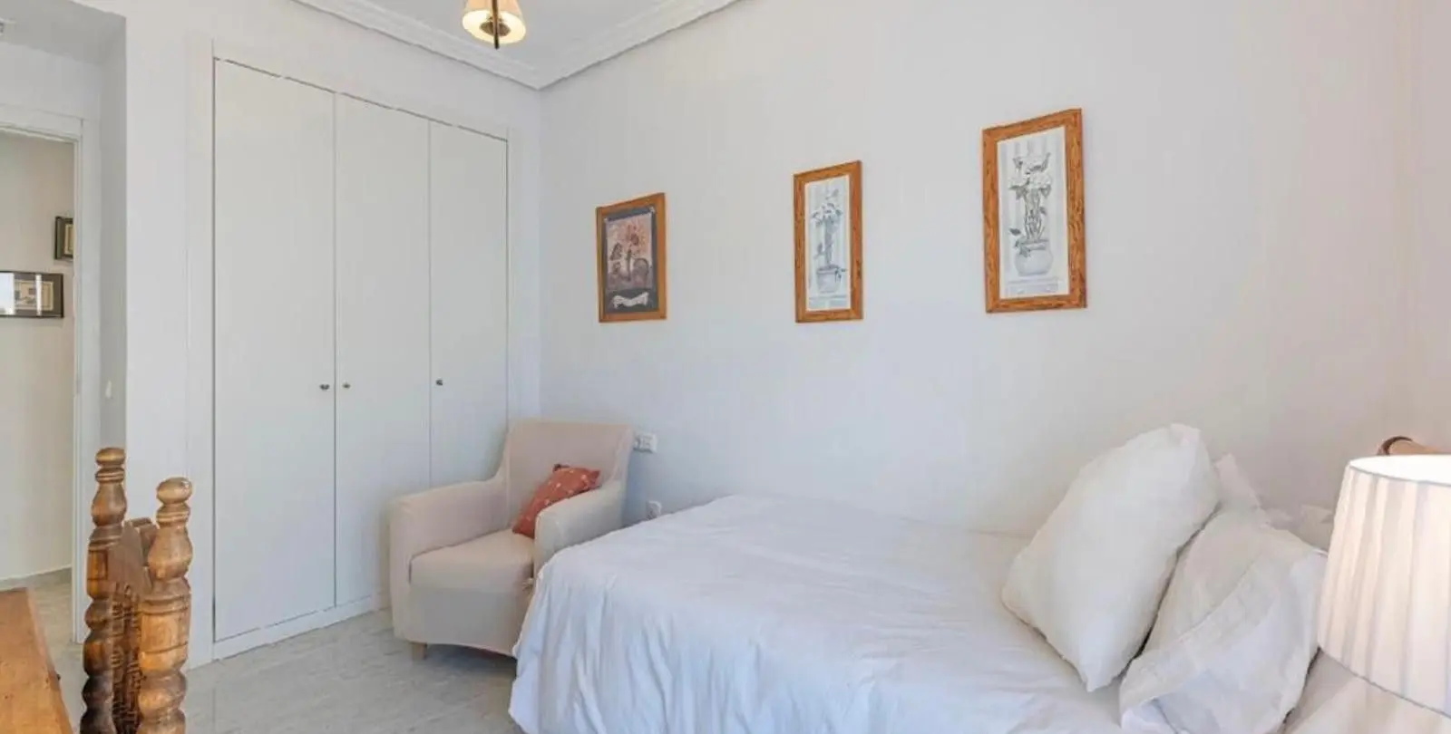 Продажа апартаментов на среднем этаже в Bahía de Marbella 14