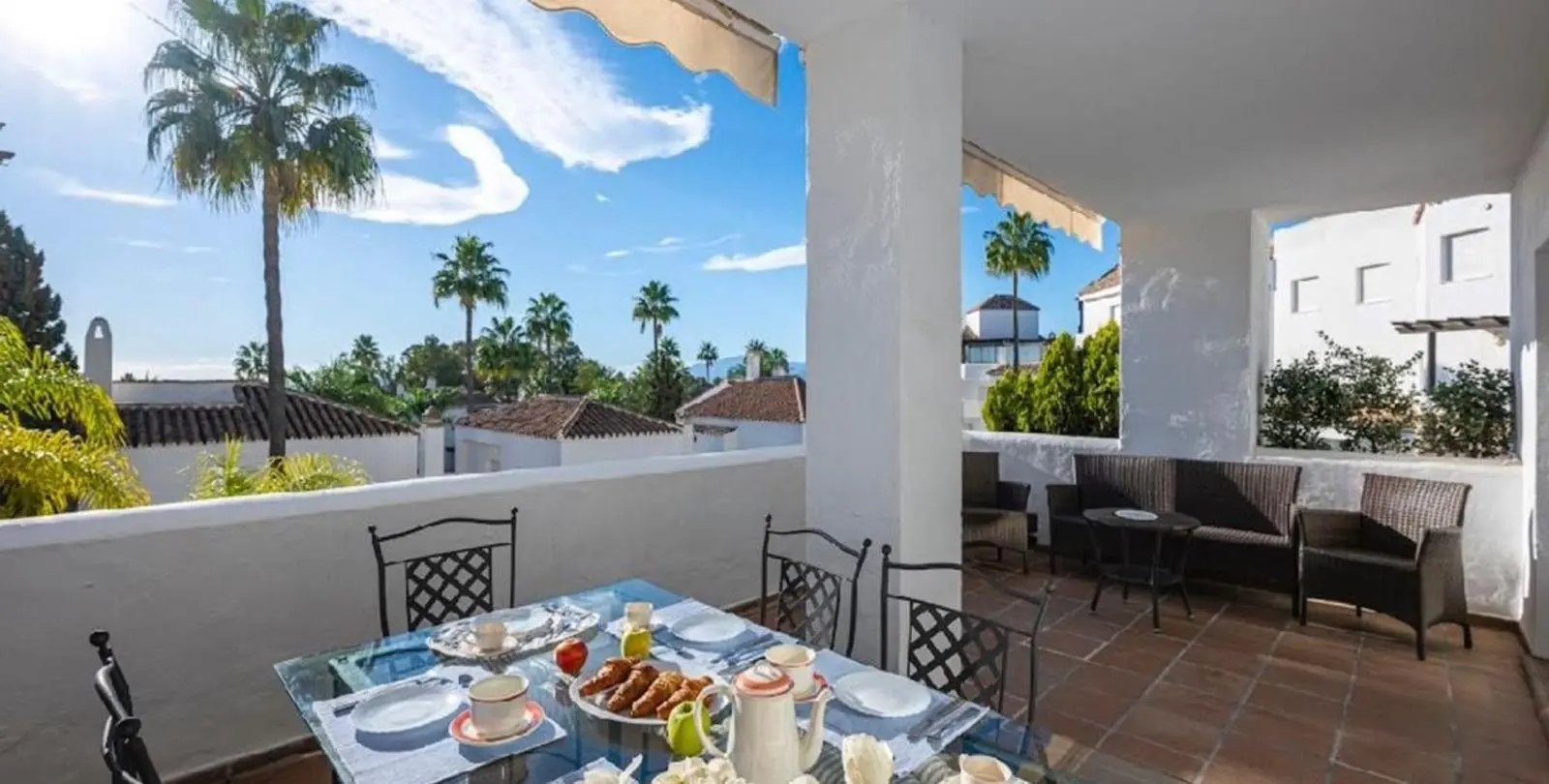 Продажа апартаментов на среднем этаже в Bahía de Marbella 23