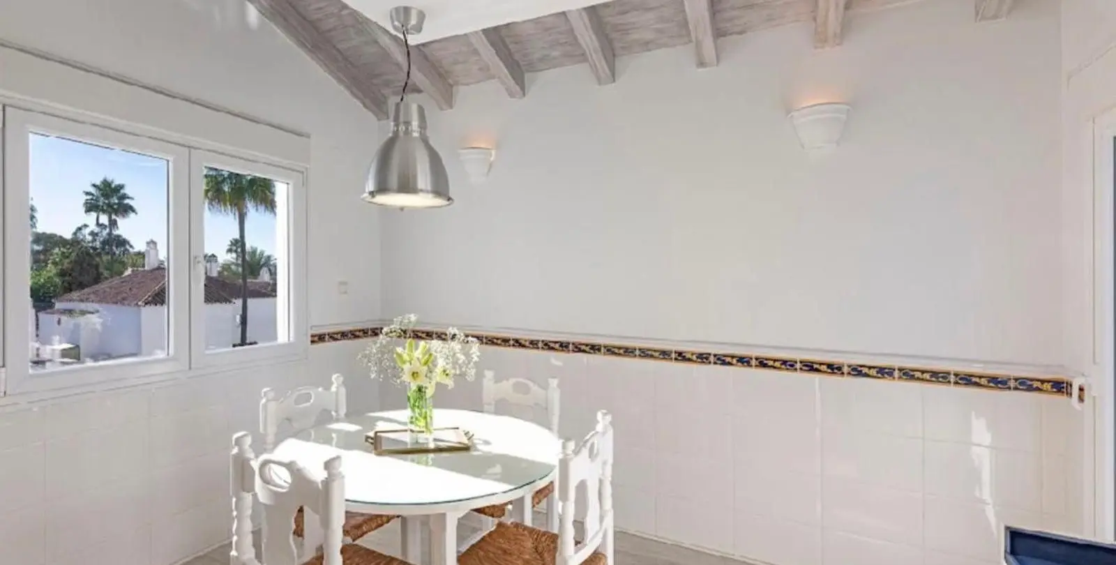 Продажа апартаментов на среднем этаже в Bahía de Marbella 24