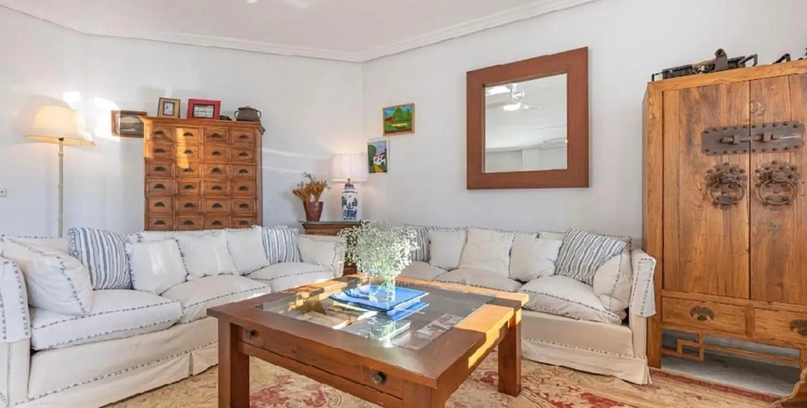 Продажа апартаментов на среднем этаже в Bahía de Marbella 33