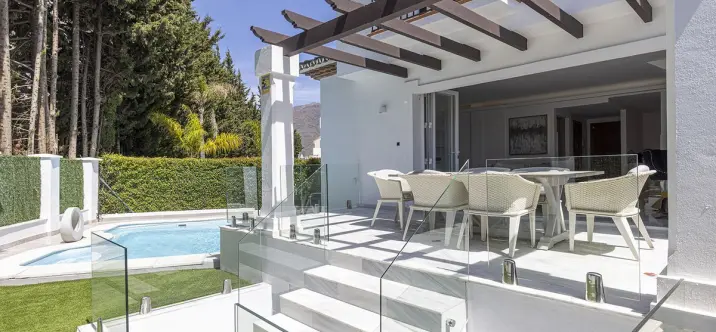 Venta de casa pareada en Estepona 2
