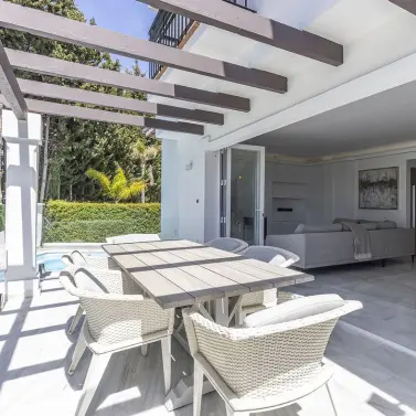 Venta de casa pareada en Estepona