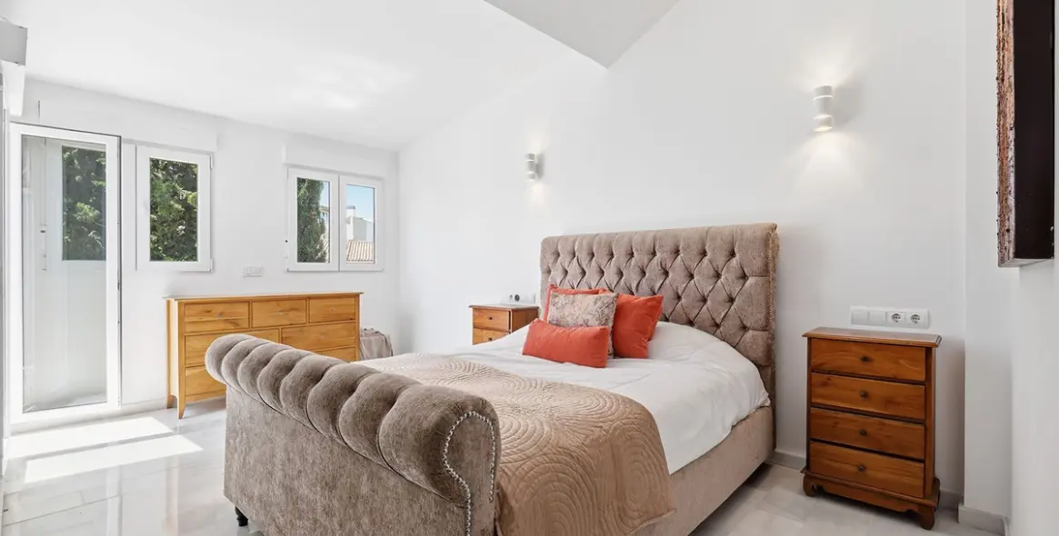 Venta de casa pareada en Estepona 28