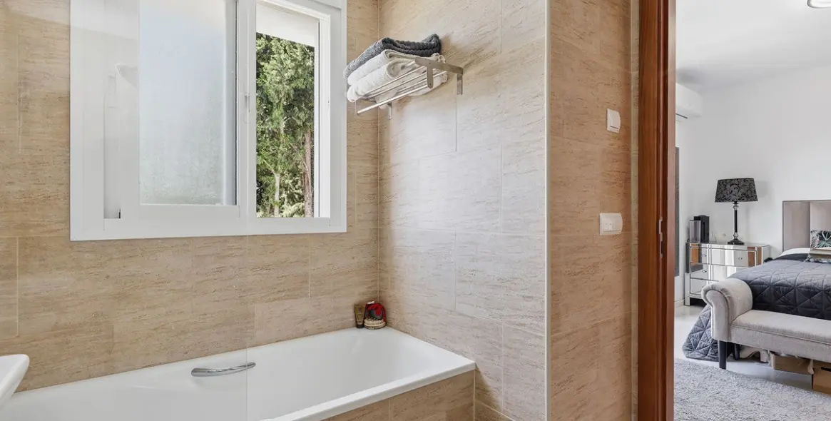 Venta de casa pareada en Estepona 57