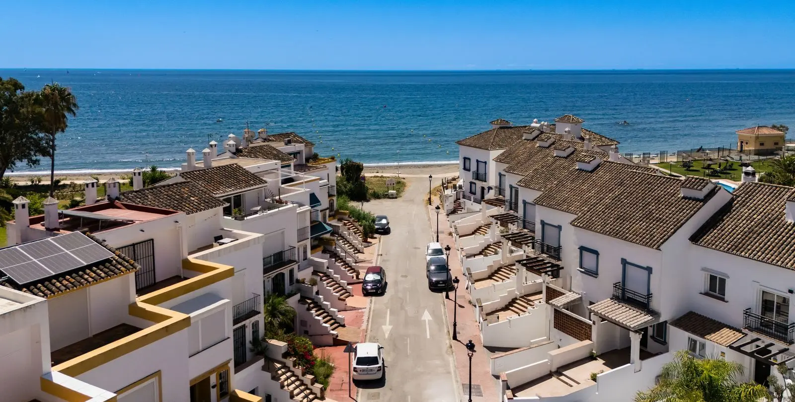 Sale of detached villa in Estepona 4