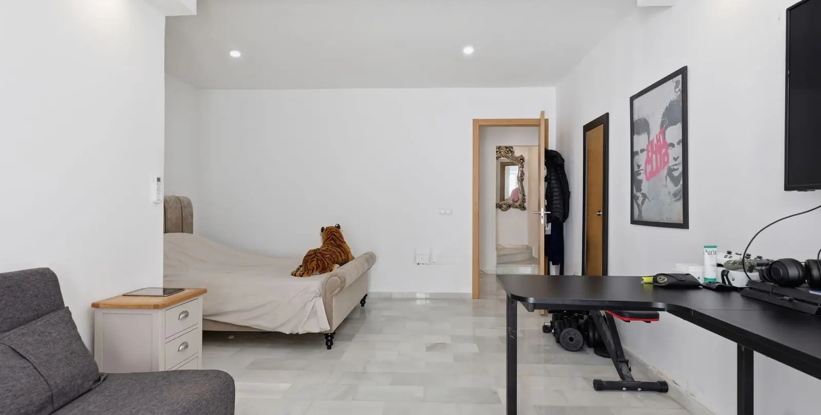 Sale of detached villa in Estepona 58