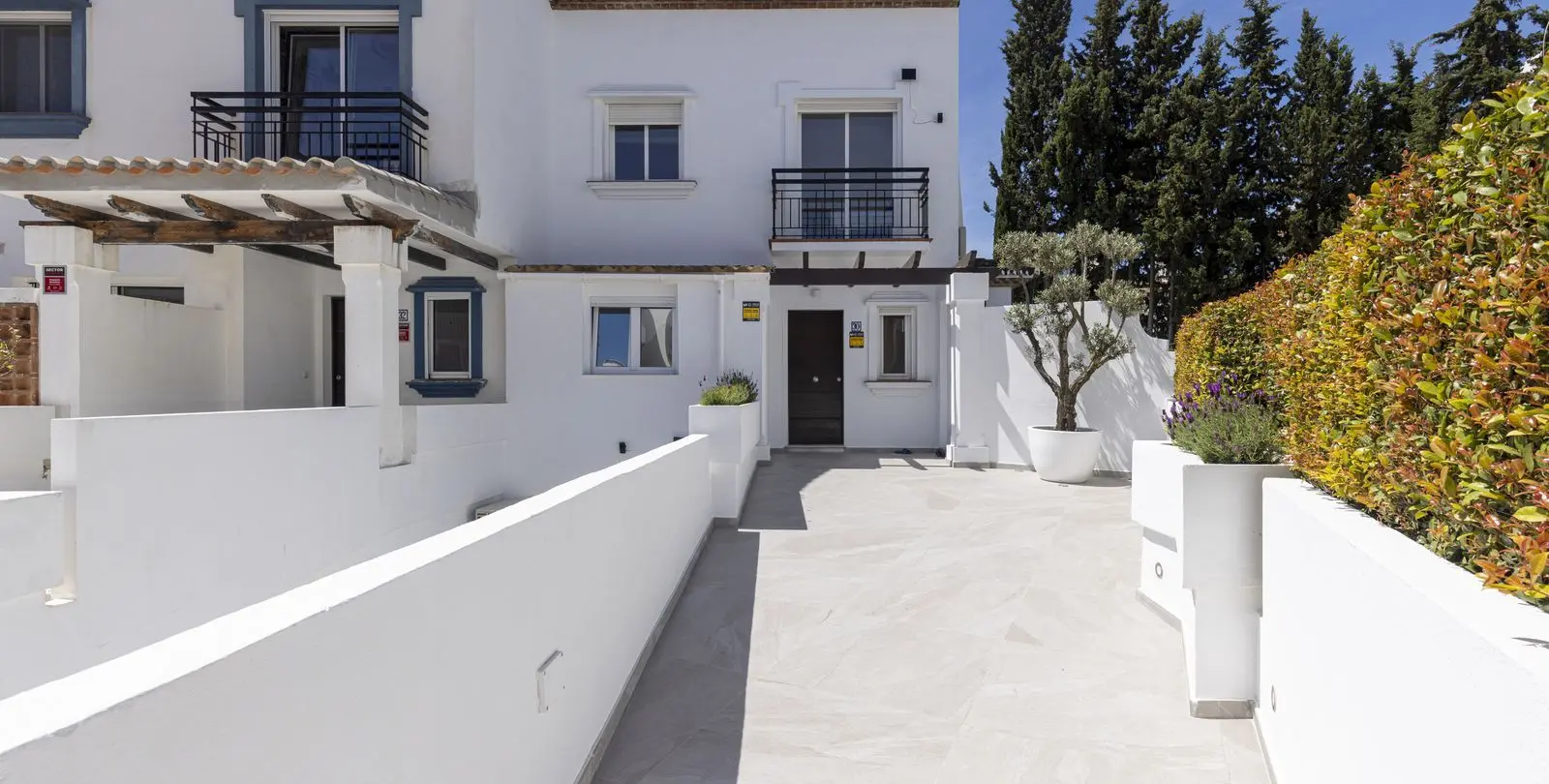 Sale of detached villa in Estepona 71