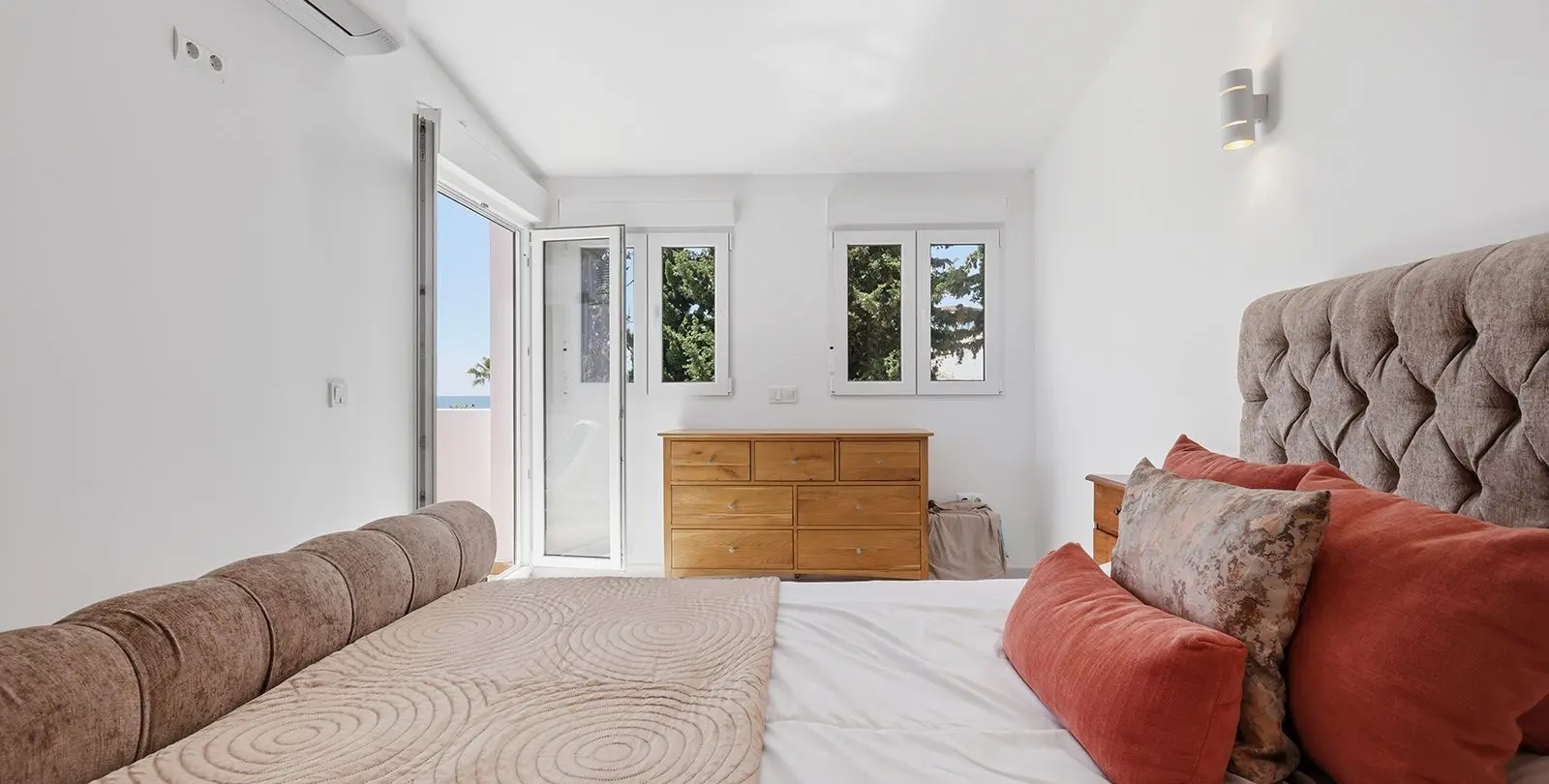 Venta de villa independiente en Estepona 33