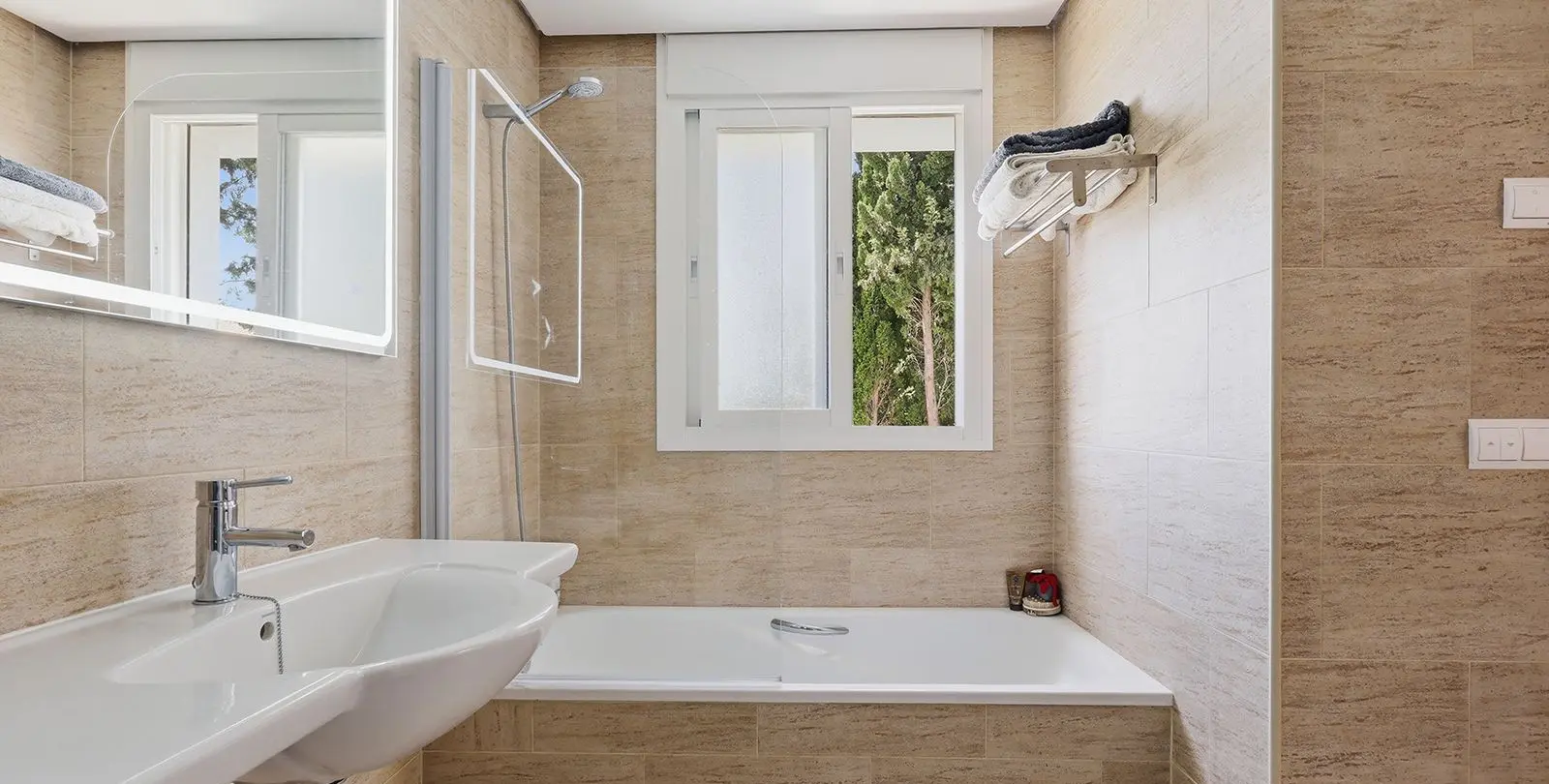 Venta de villa independiente en Estepona 54