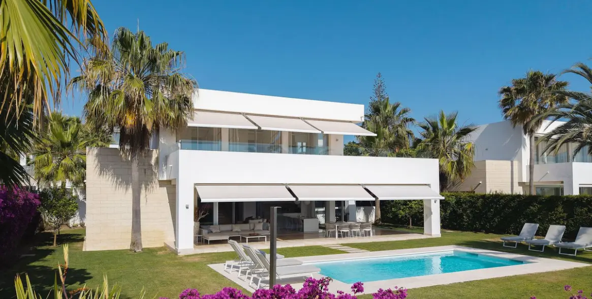 Venta de villa independiente en Río Real 39