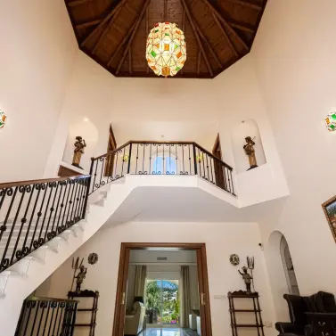 Venta de villa independiente en El Paraiso