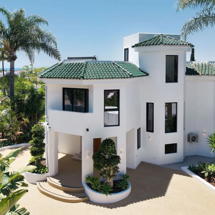 Venta de villa independiente en Bel Air