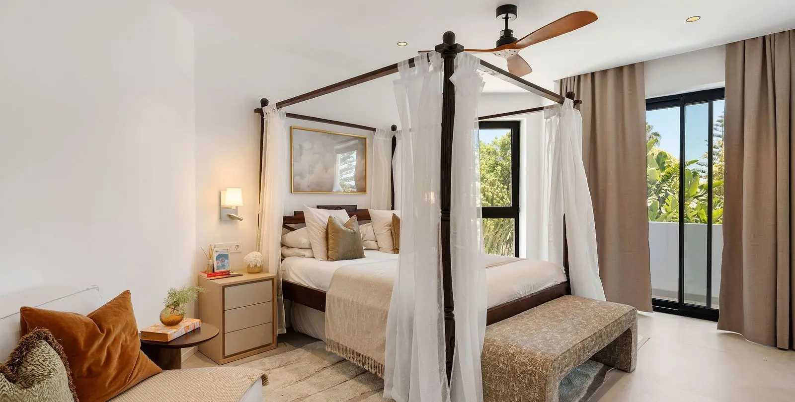 Venta de villa independiente en Bel Air 15