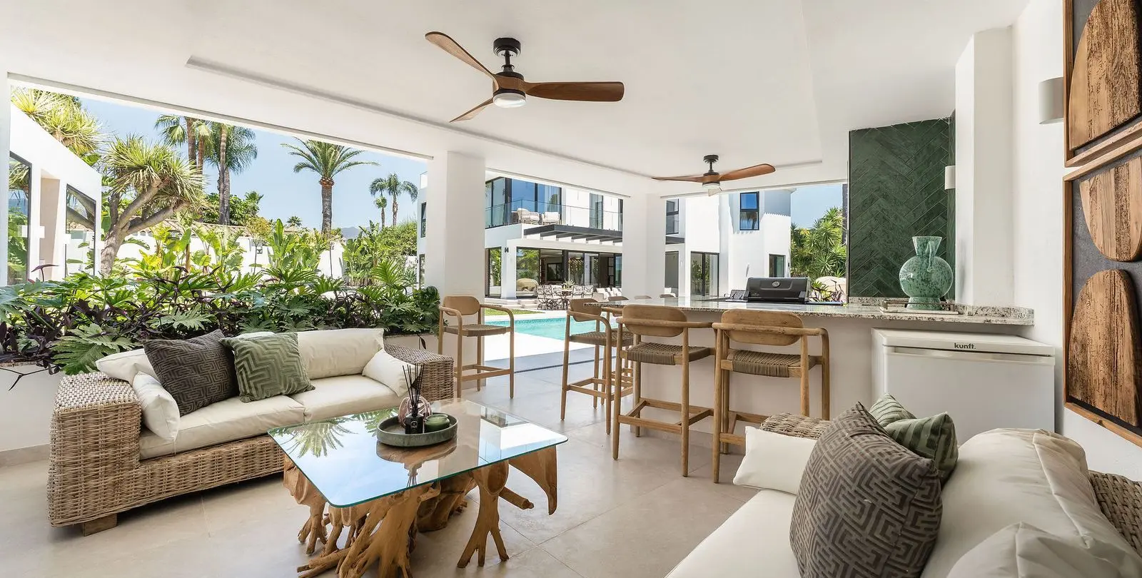 Venta de villa independiente en Bel Air 31