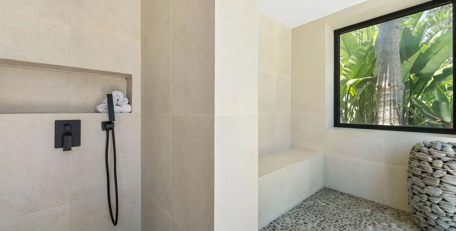 Venta de villa independiente en Bel Air 33