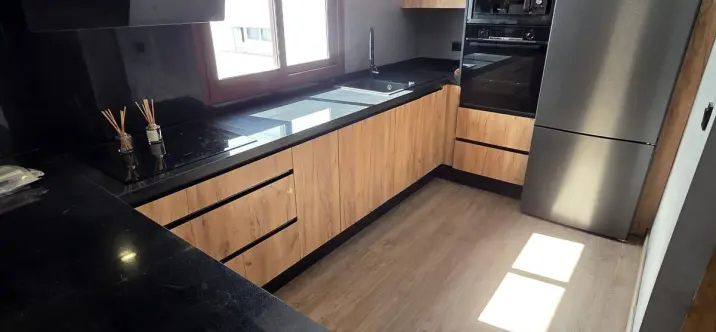 Long-term rent of middle floor apartment in Marbella 0