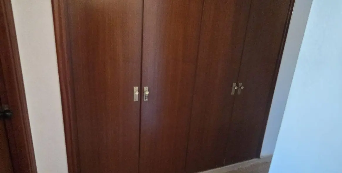 Alquiler a largo plazo de apartamento en planta media en Marbella 15