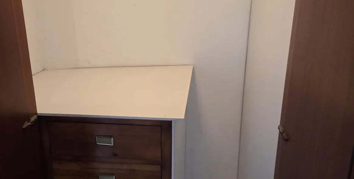 Alquiler a largo plazo de apartamento en planta media en Marbella 17