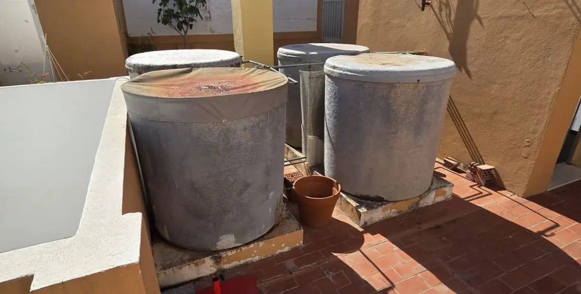 Alquiler a largo plazo de apartamento en planta media en Marbella 21
