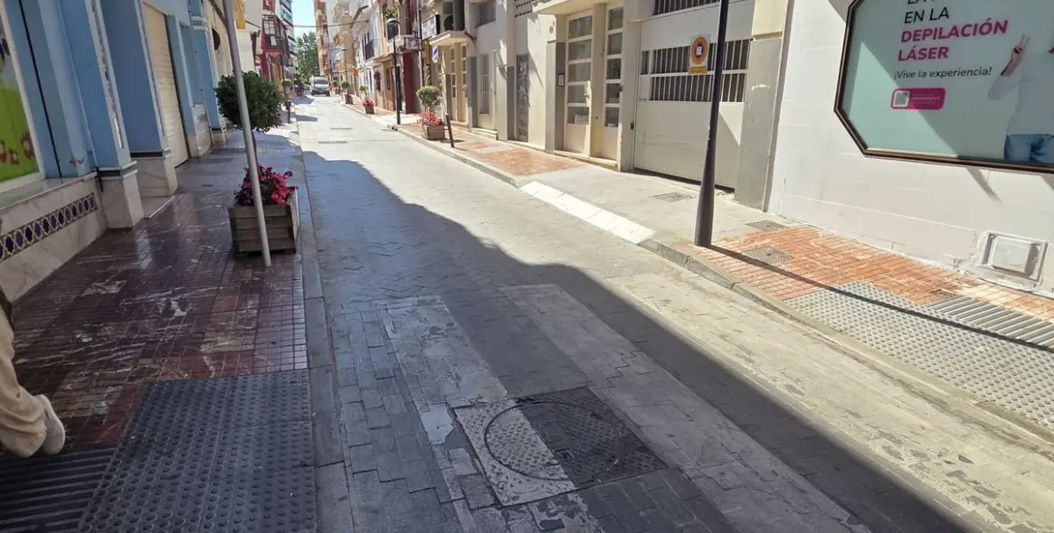 Alquiler a largo plazo de apartamento en planta media en Marbella 32
