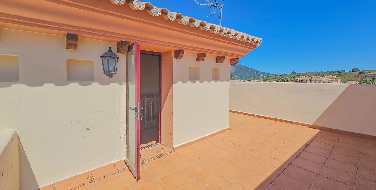 Sale of townhouse in Coín 25