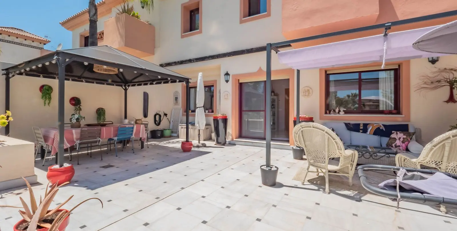 Sale of townhouse in Coín 45