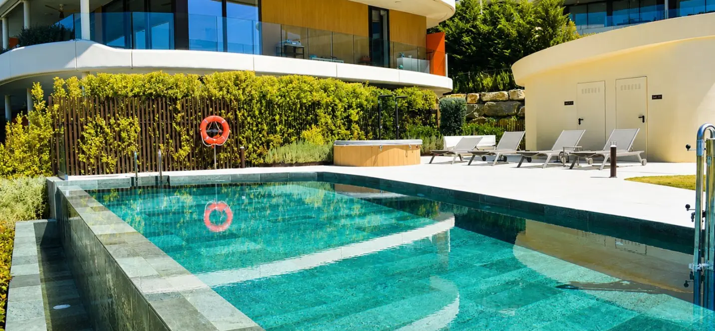Venta de apartamento en planta media en Fuengirola 2