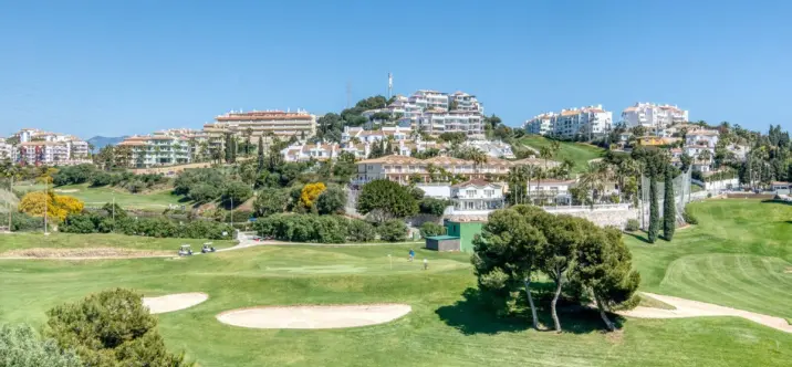 Venta de casa pareada en Riviera del Sol 0