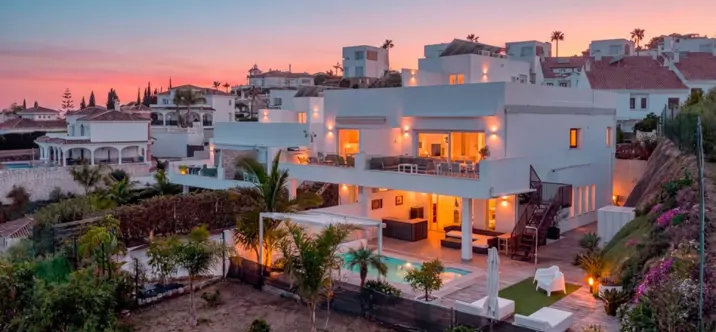 Venta de casa pareada en Riviera del Sol 1