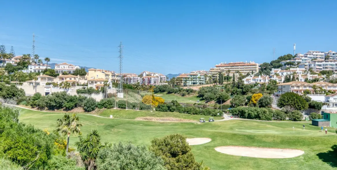 Venta de casa pareada en Riviera del Sol 45