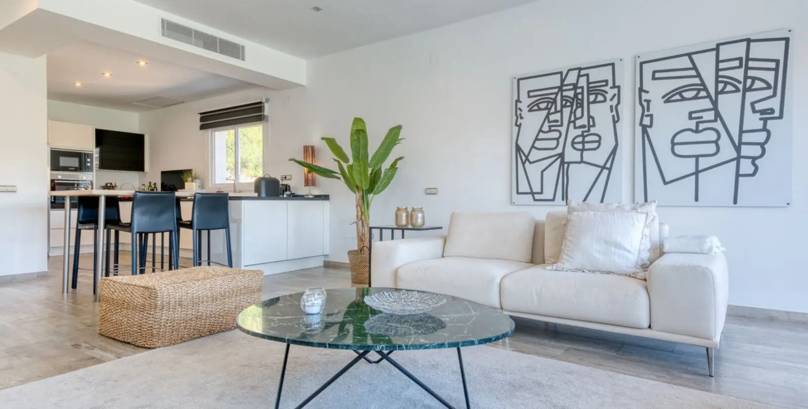 Продажа дома на две семьи в Riviera del Sol 5
