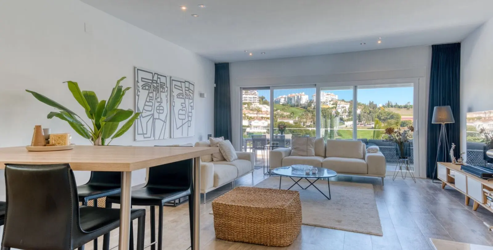Продажа дома на две семьи в Riviera del Sol 6