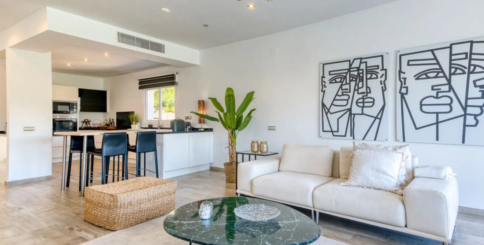 Продажа дома на две семьи в Riviera del Sol 8