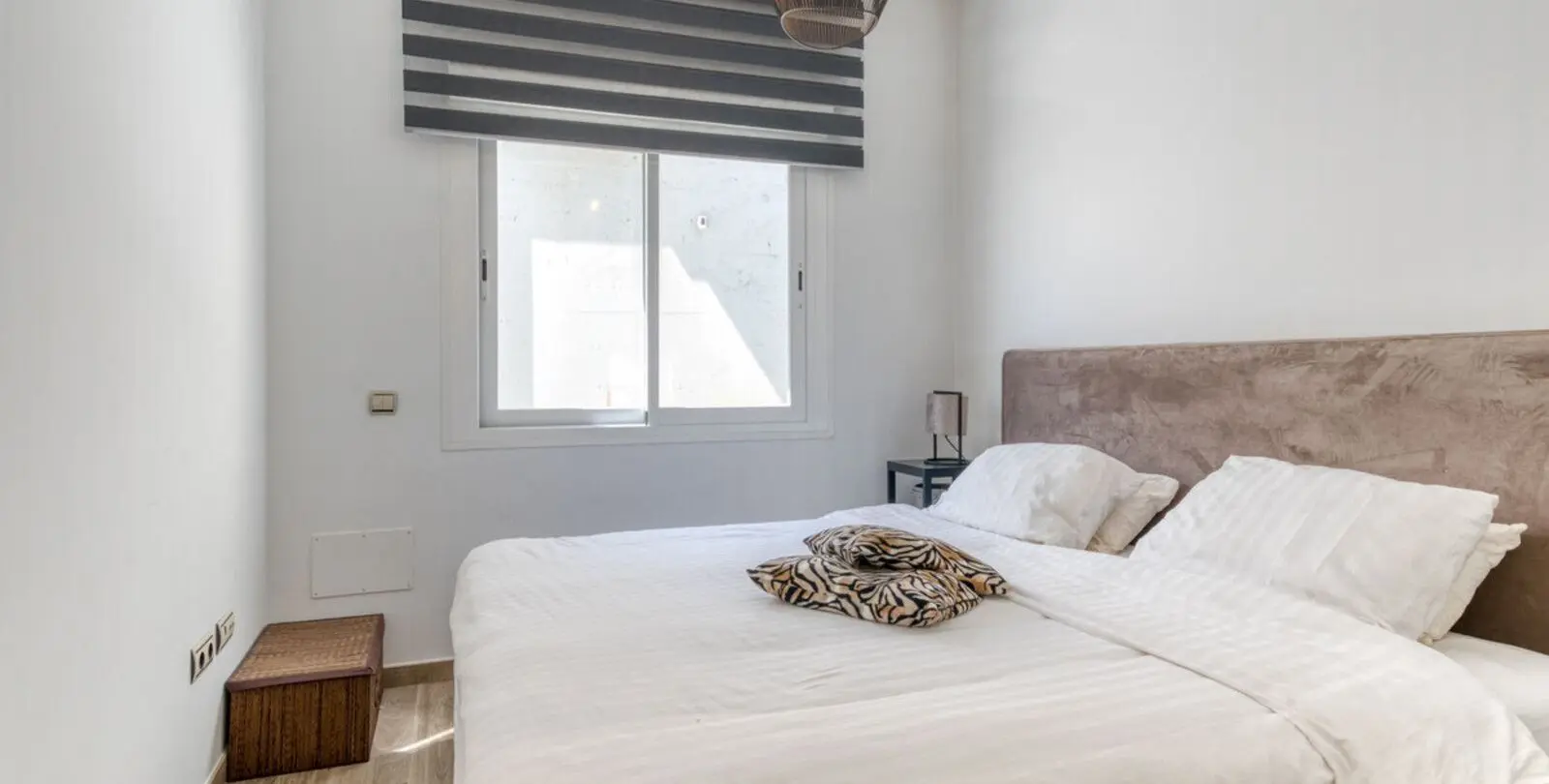 Продажа дома на две семьи в Riviera del Sol 15