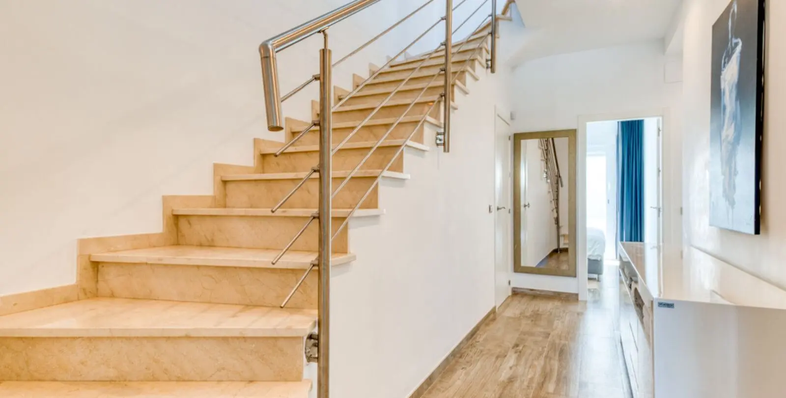 Продажа дома на две семьи в Riviera del Sol 19