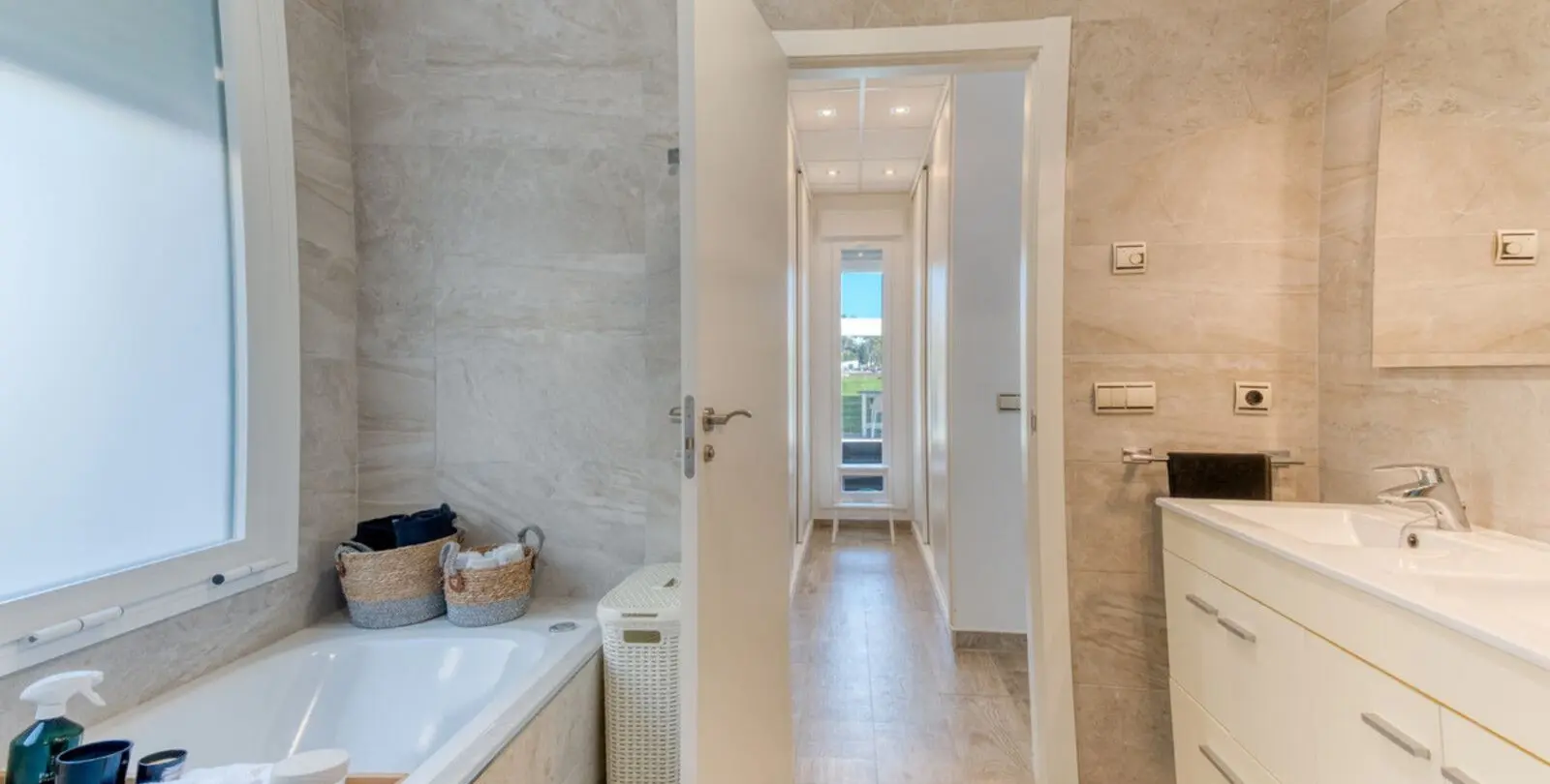 Продажа дома на две семьи в Riviera del Sol 21