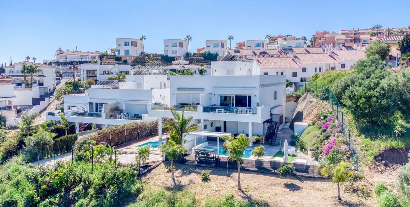 Продажа дома на две семьи в Riviera del Sol 38