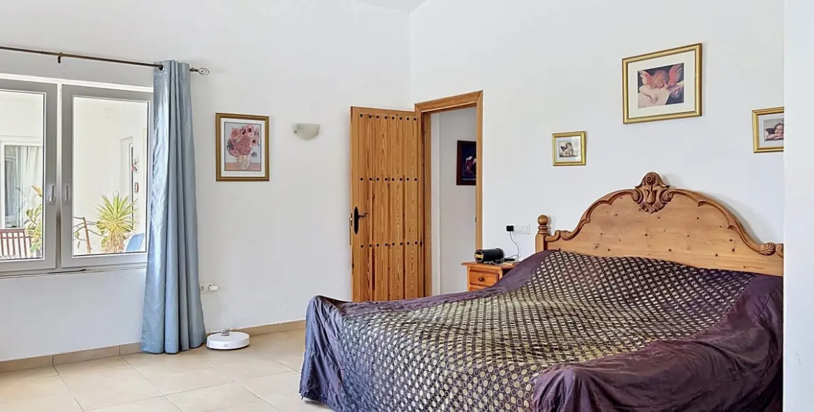 Venta de villa independiente en Canillas de Aceituno 23