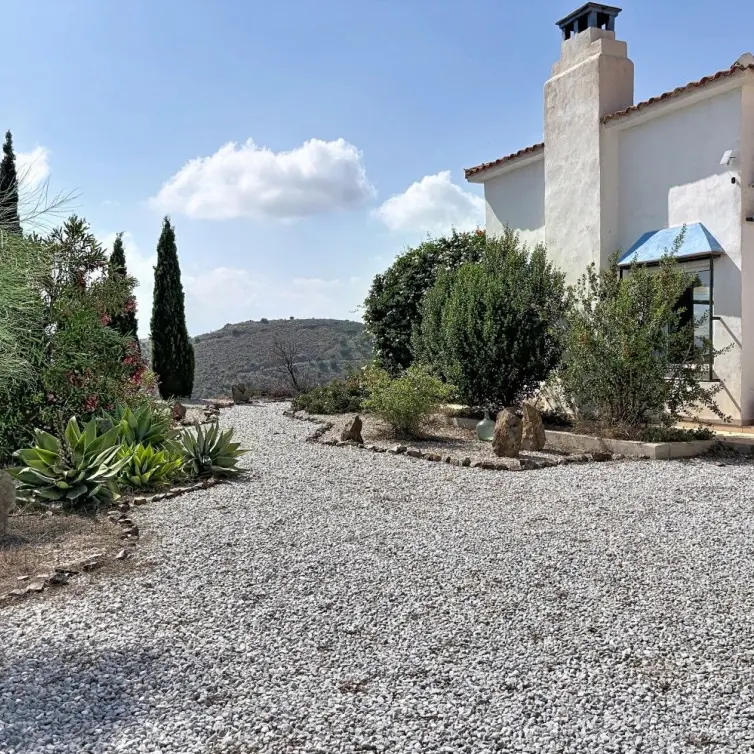 Sale of detached villa in Canillas de Aceituno