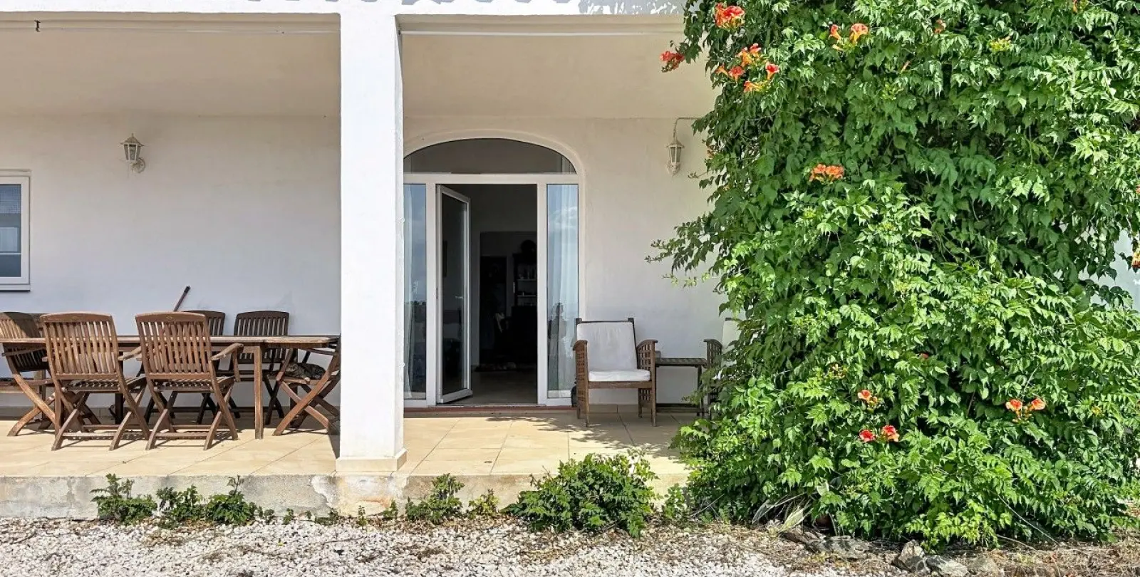 Sale of detached villa in Canillas de Aceituno 37