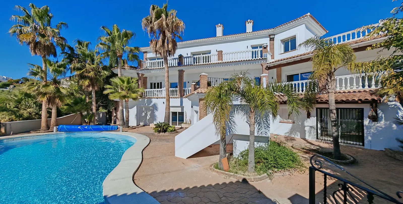 Sale of detached villa in Benalmadena 22