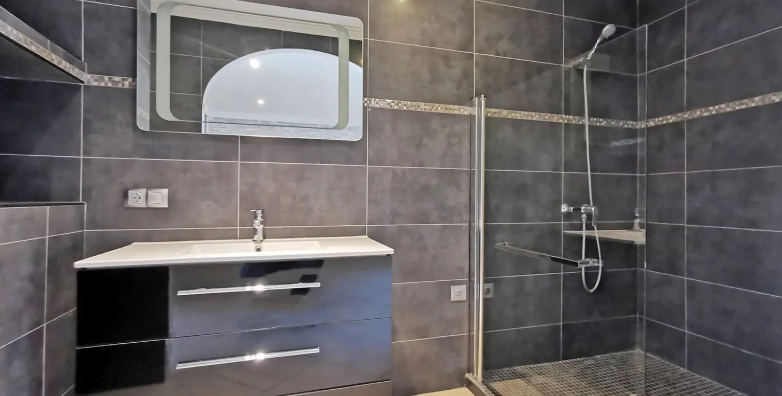 Sale of detached villa in Benalmadena 28