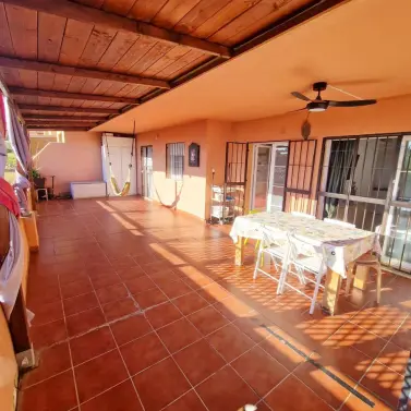 Venta de apartamento en planta media en Rincón de la Victoria