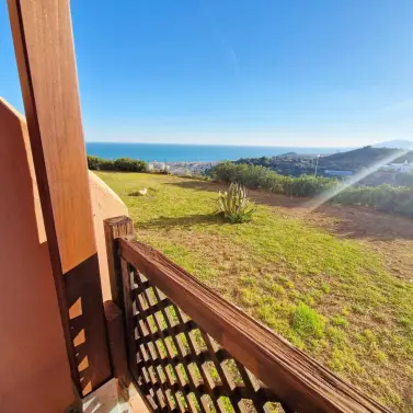 Venta de apartamento en planta media en Rincón de la Victoria