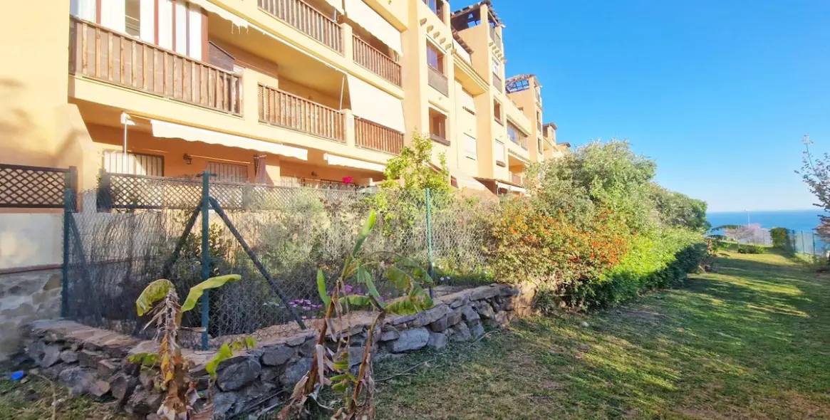 Продажа апартаментов на среднем этаже в Rincón de la Victoria 38