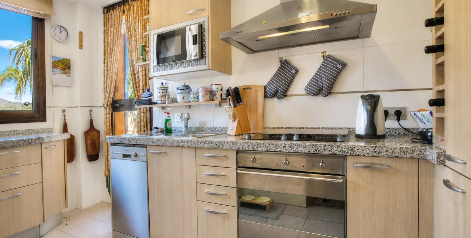 Sale of middle floor apartment in Calanova Golf 13