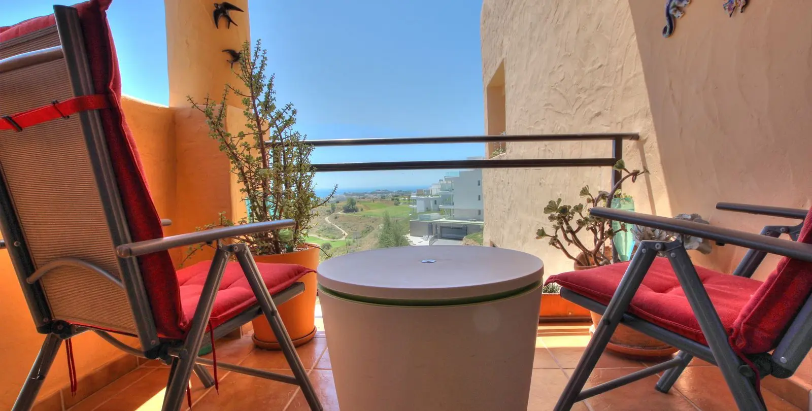 Sale of middle floor apartment in Calanova Golf 21