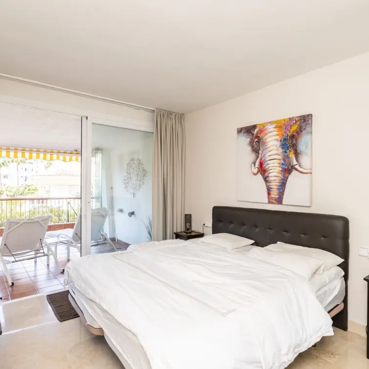 Sale of ground floor apartment in Miraflores