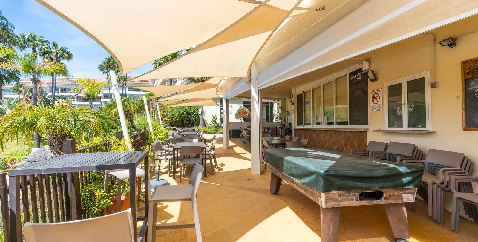 Sale of ground floor apartment in Miraflores 21