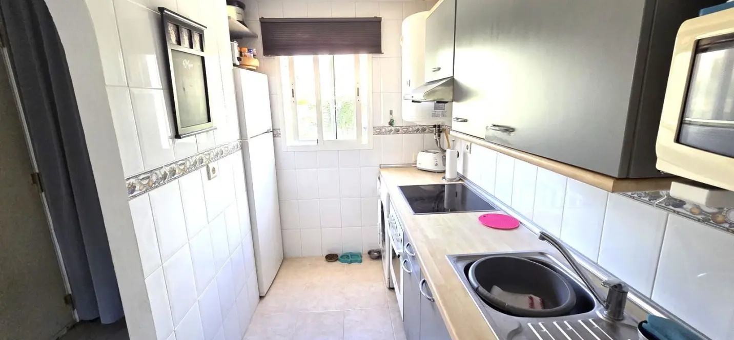 Sale of middle floor apartment in Miraflores 1